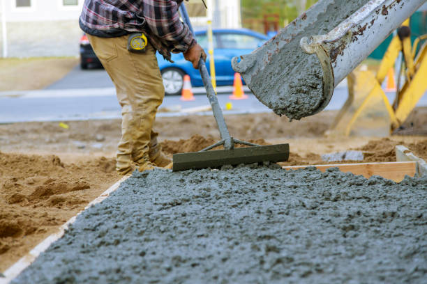Best Driveway Concrete Repair  in Essexville, MI