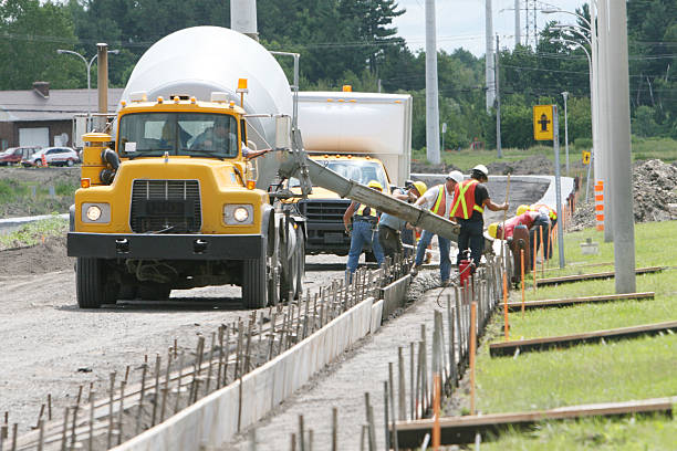 Best Best Concrete Contractor  in Essexville, MI